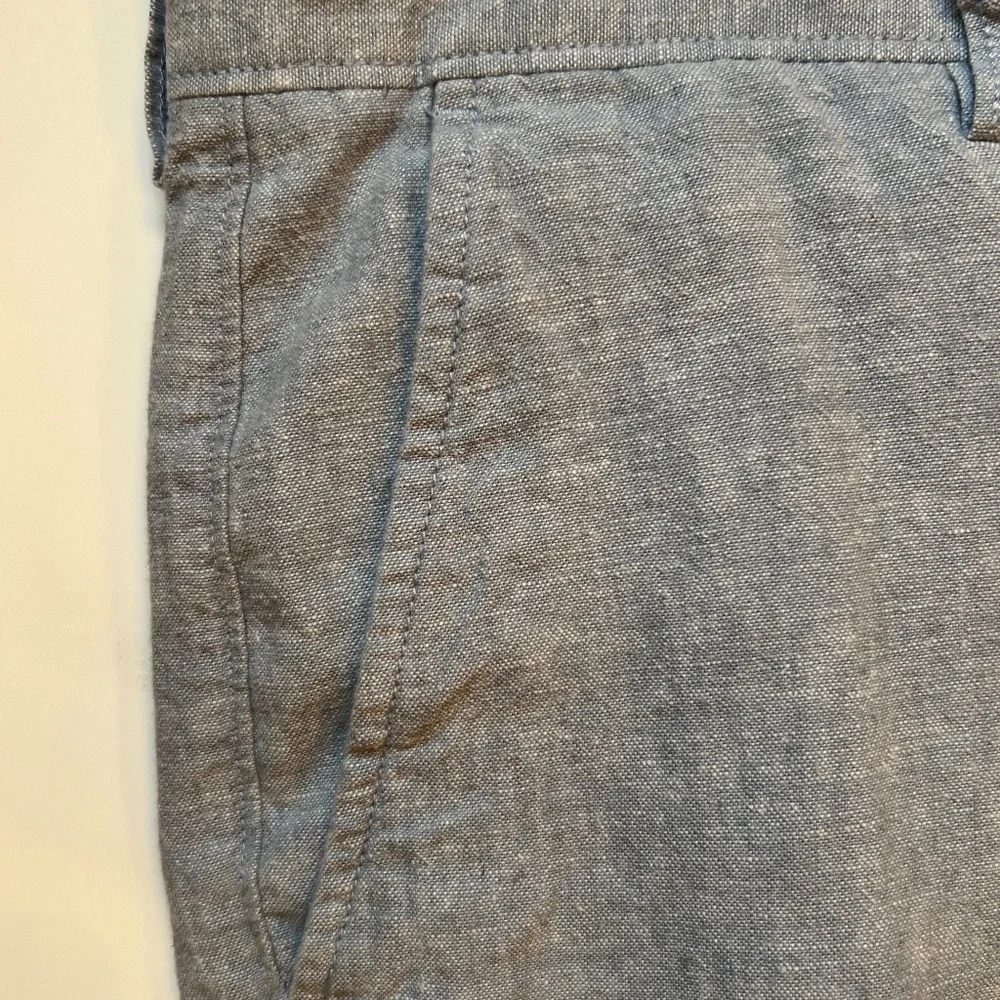 J. Crew Light Blue Cotton/Linen 9” Shorts for Men. Size 36
